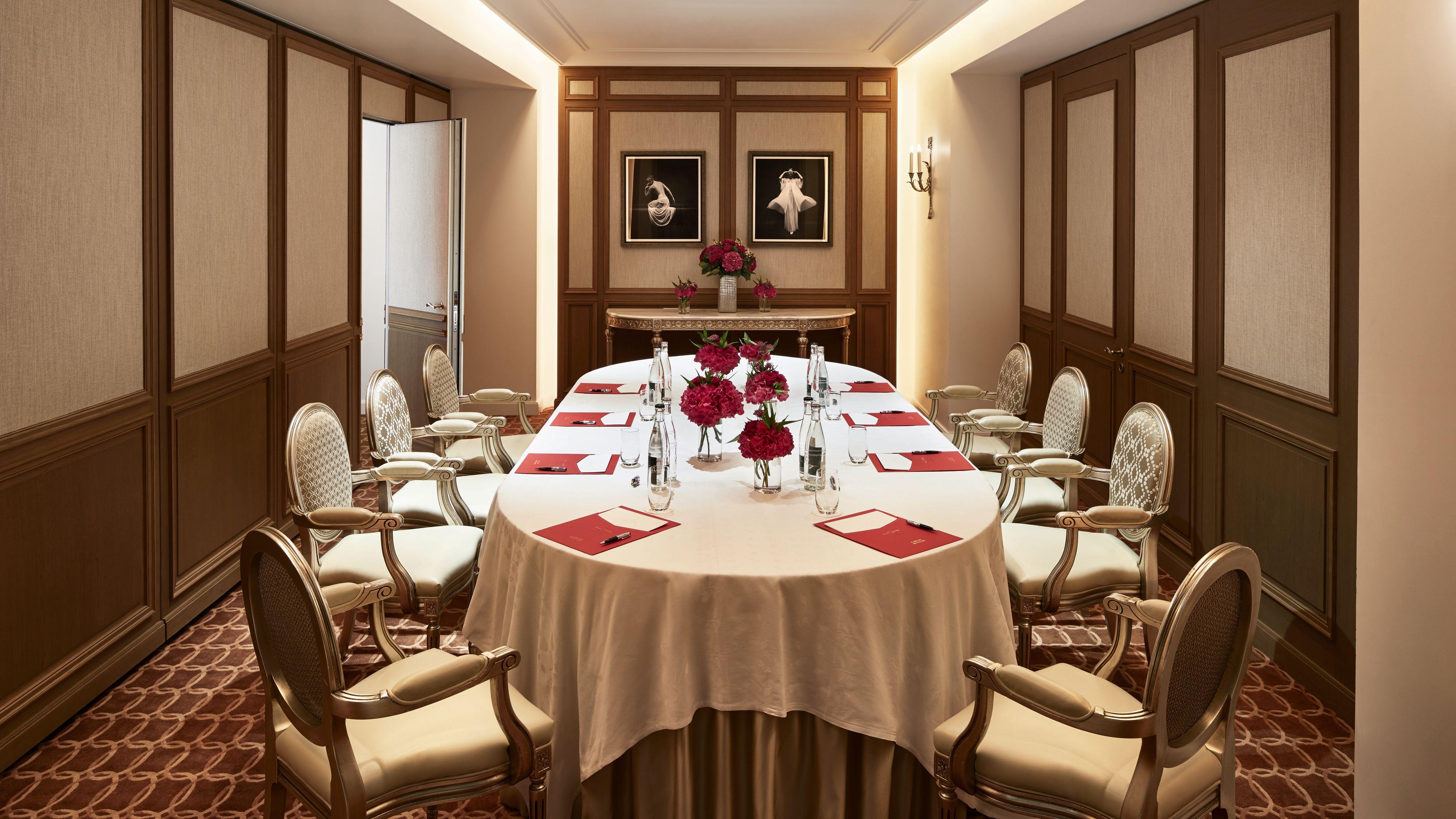 Plaza Athénée - Dorchester Collection Parigi