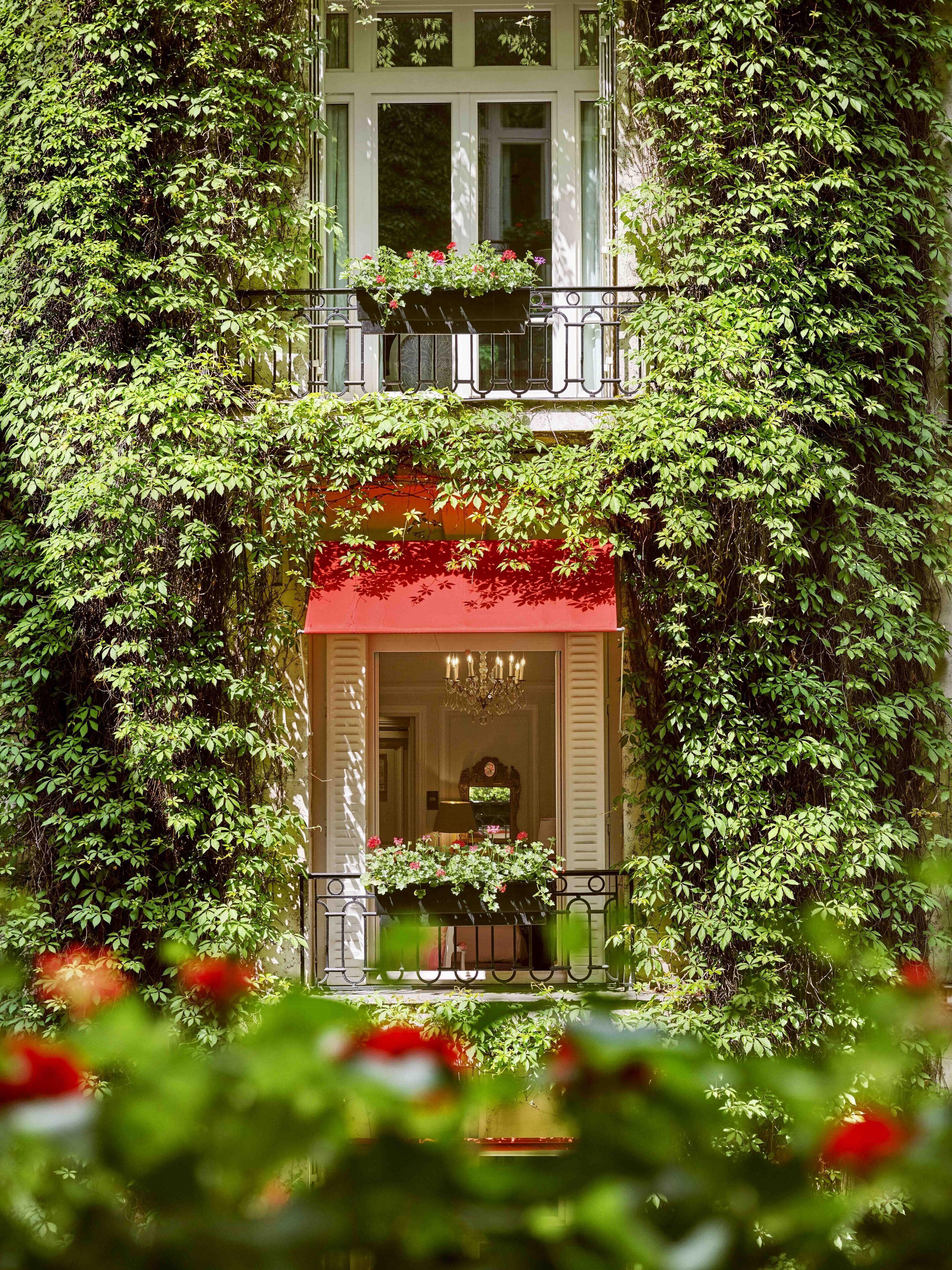 Plaza Athénée - Dorchester Collection Hotel