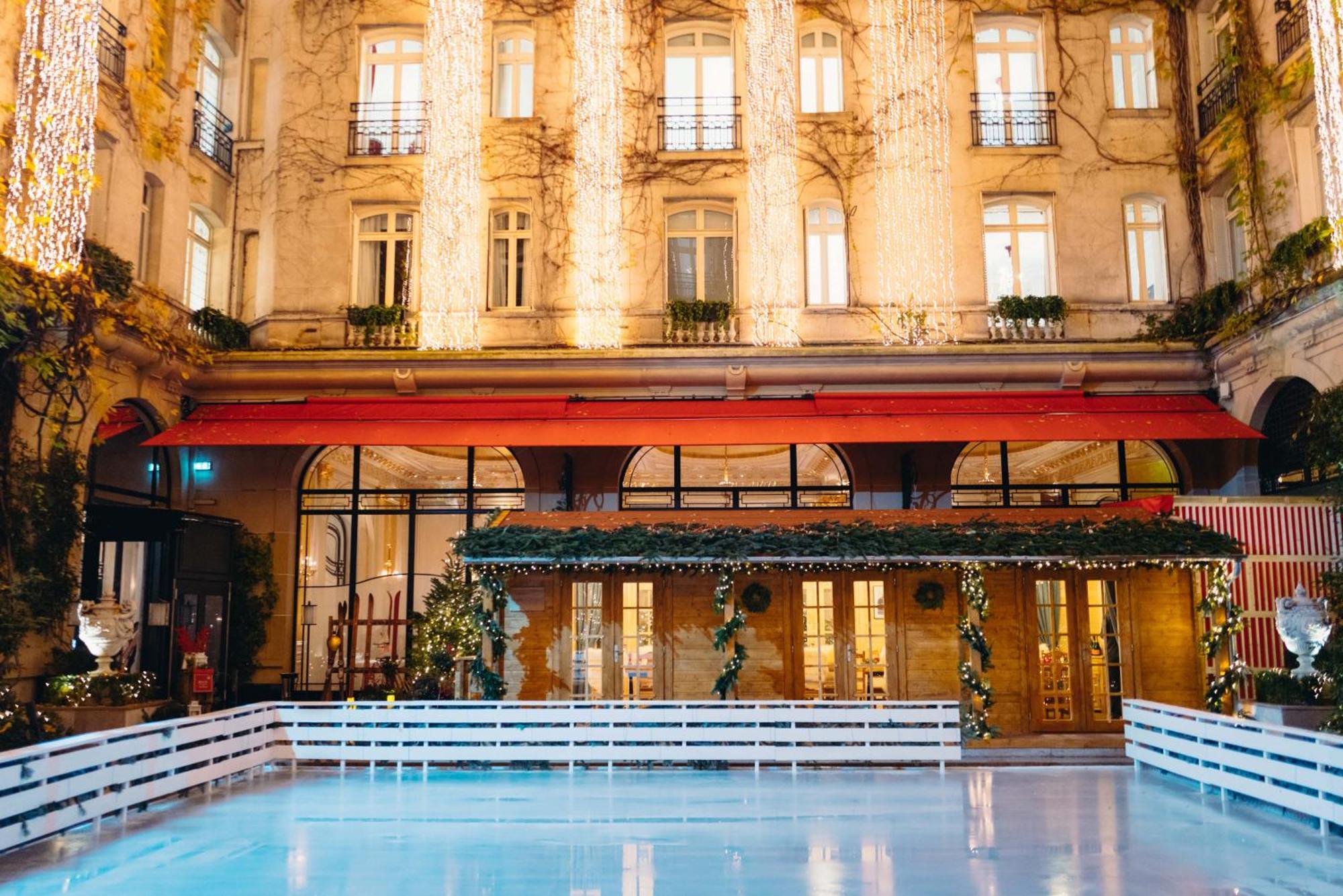 Plaza Athénée - Dorchester Collection Hotel