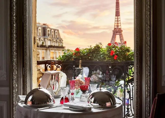 Hôtel Plaza Athénée - Dorchester Collection