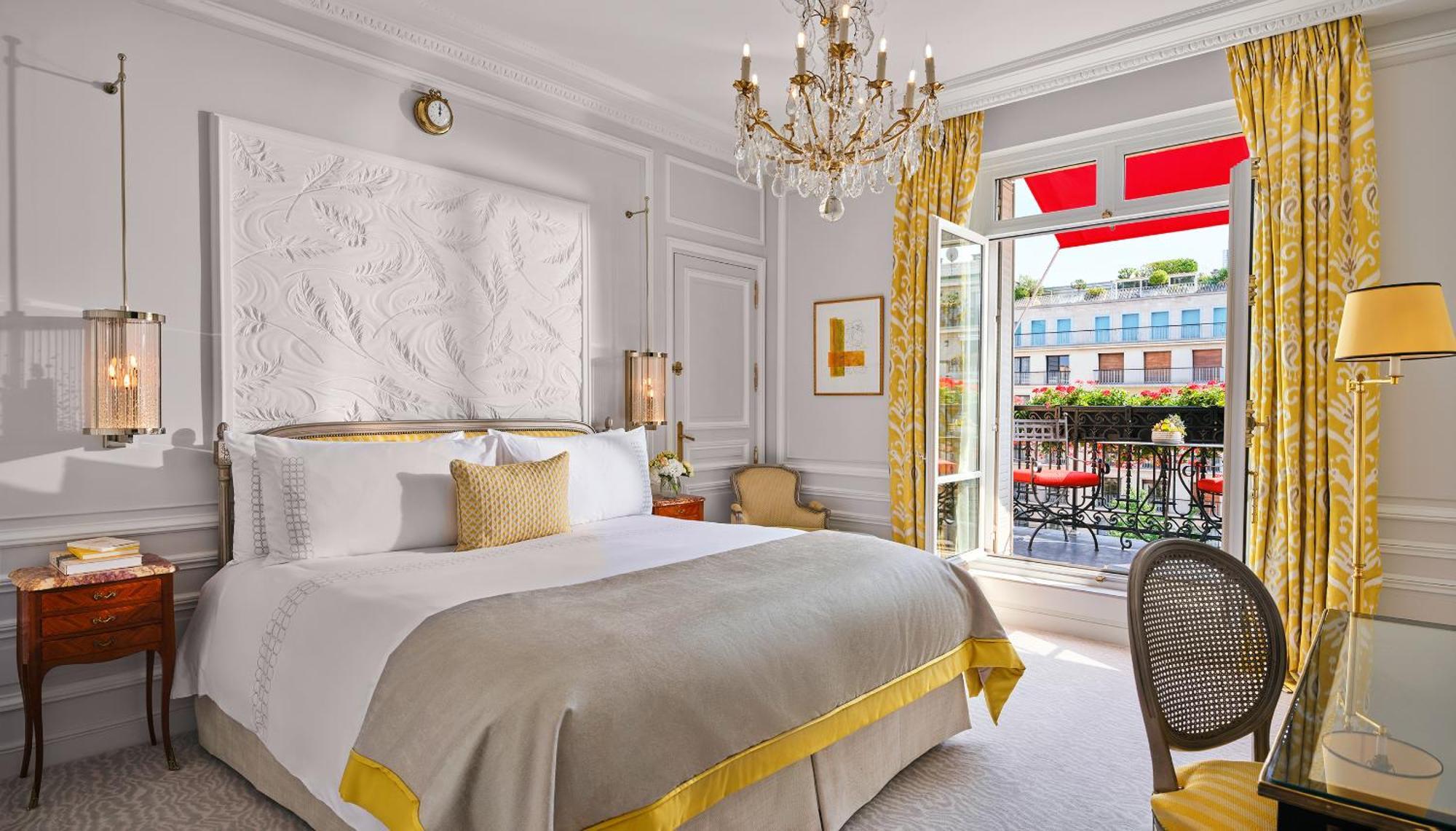 Plaza Athénée - Dorchester Collection Hotel