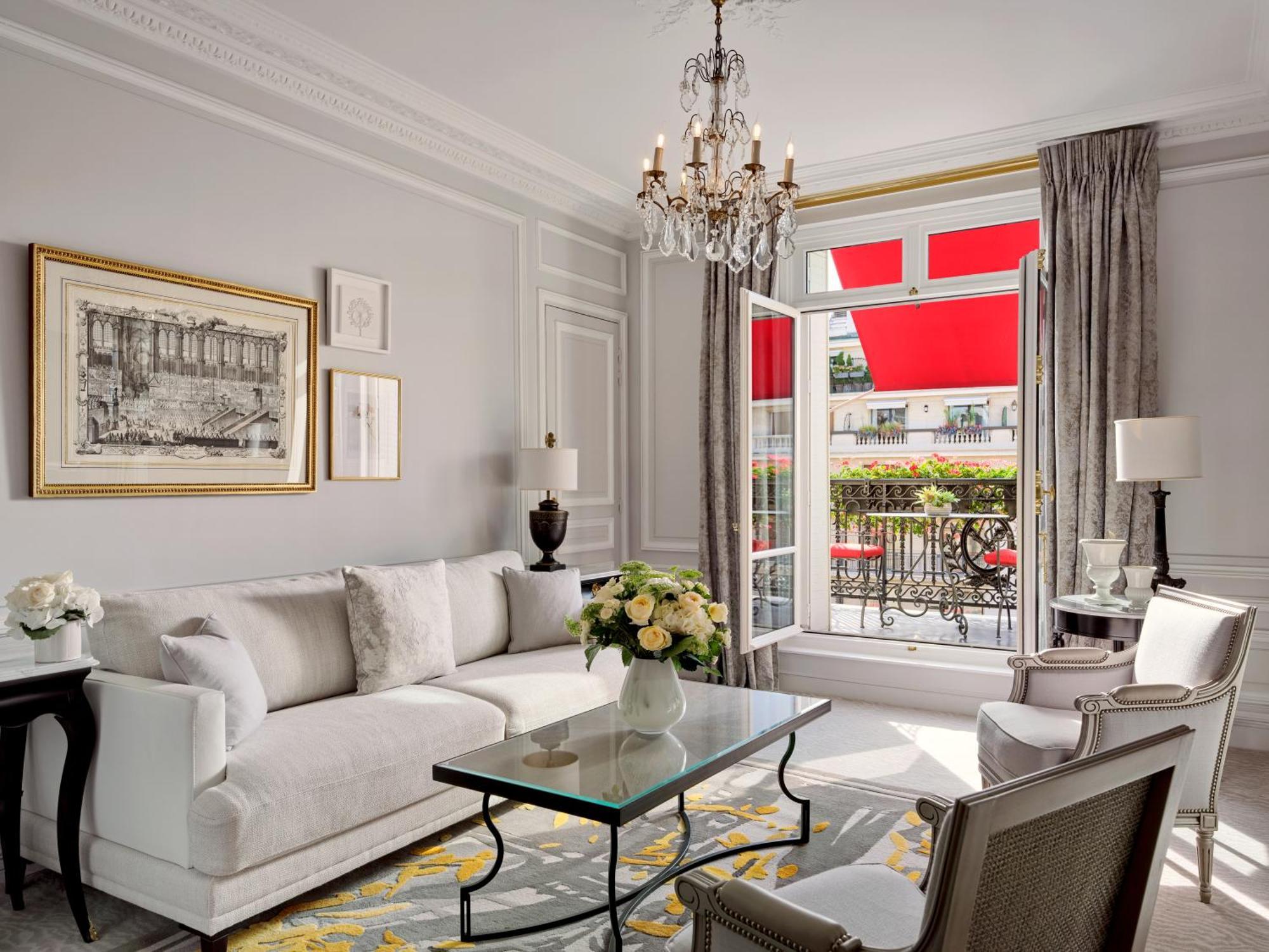 Hotel Plaza Athénée - Dorchester Collection Parigi