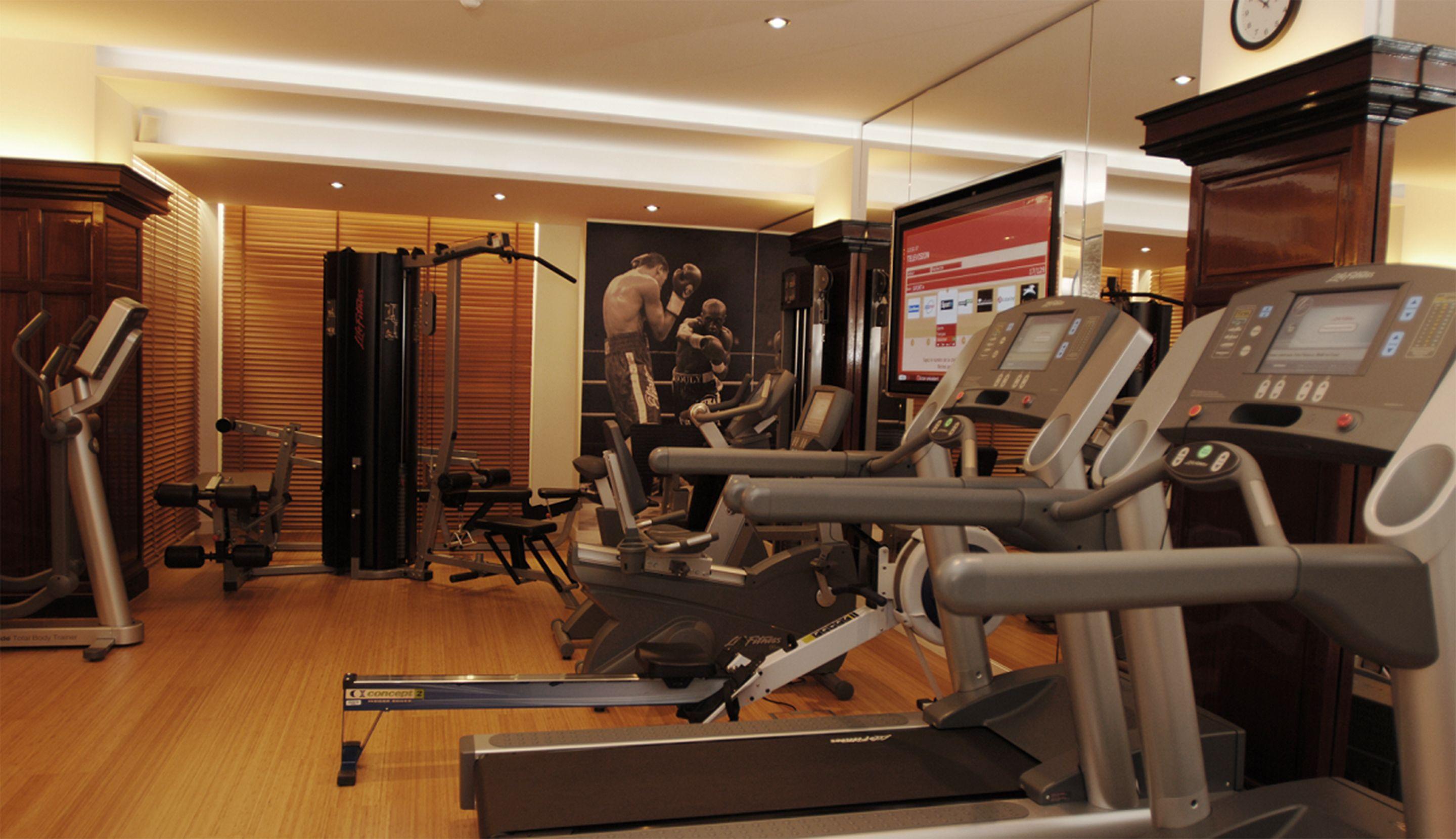 Plaza Athenee - Dorchester Collection 5* Paris