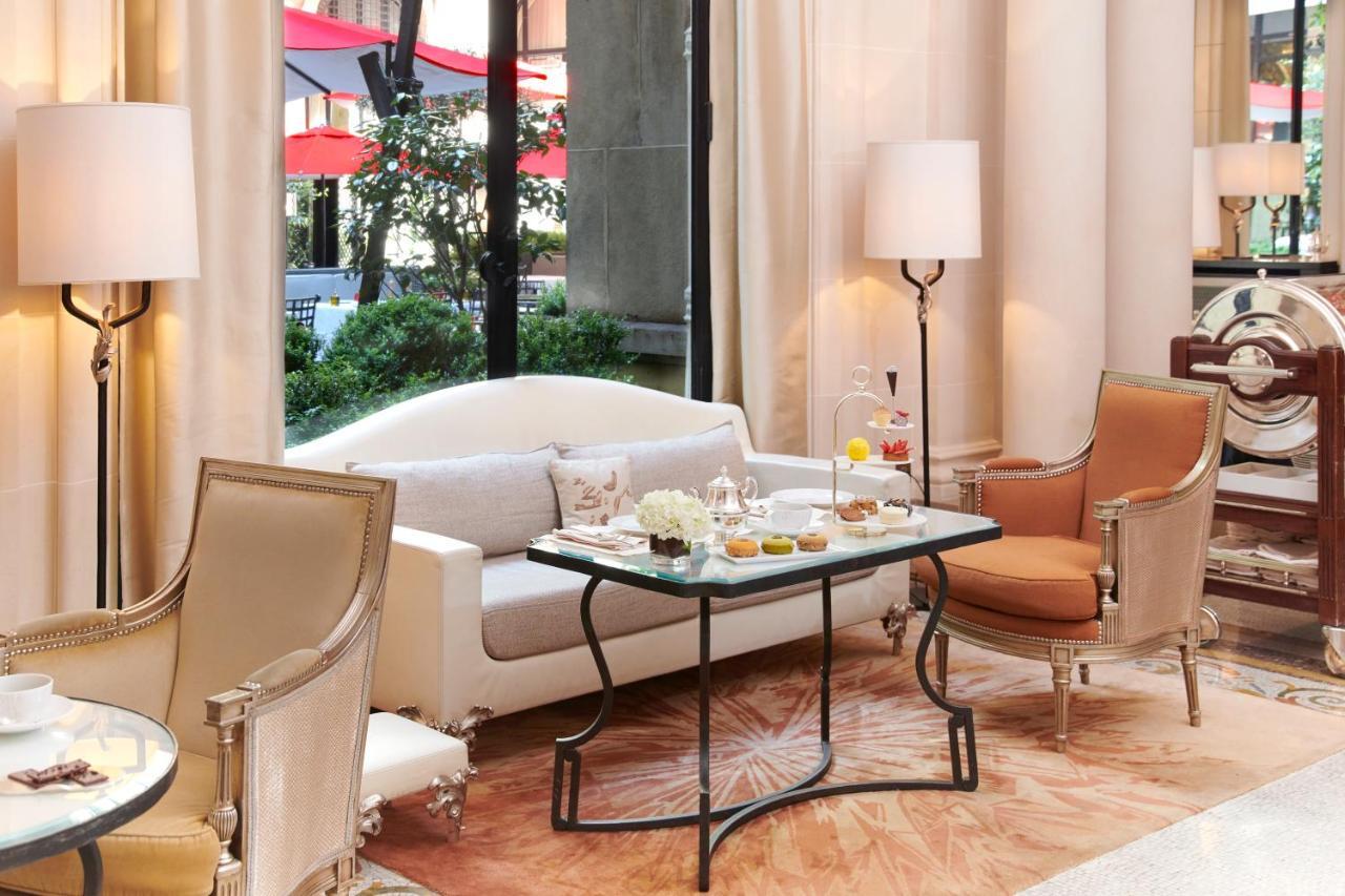 Plaza Athénée - Dorchester Collection Hotel Parigi