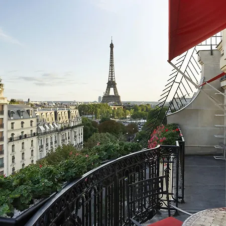 Plaza Athénée - Dorchester Collection 5*
