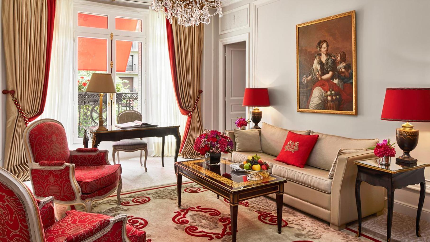 Plaza Athénée - Dorchester Collection 5* Parigi