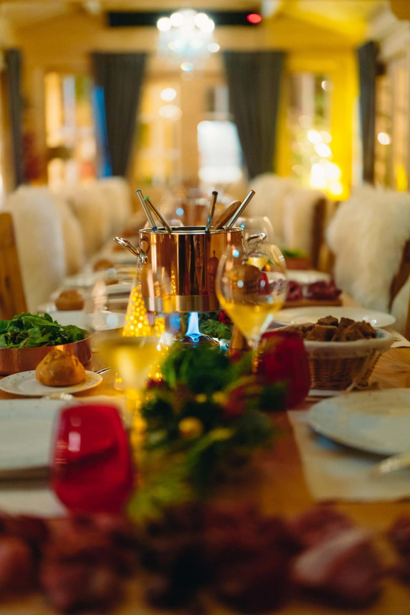 Plaza Athenee - Dorchester Collection