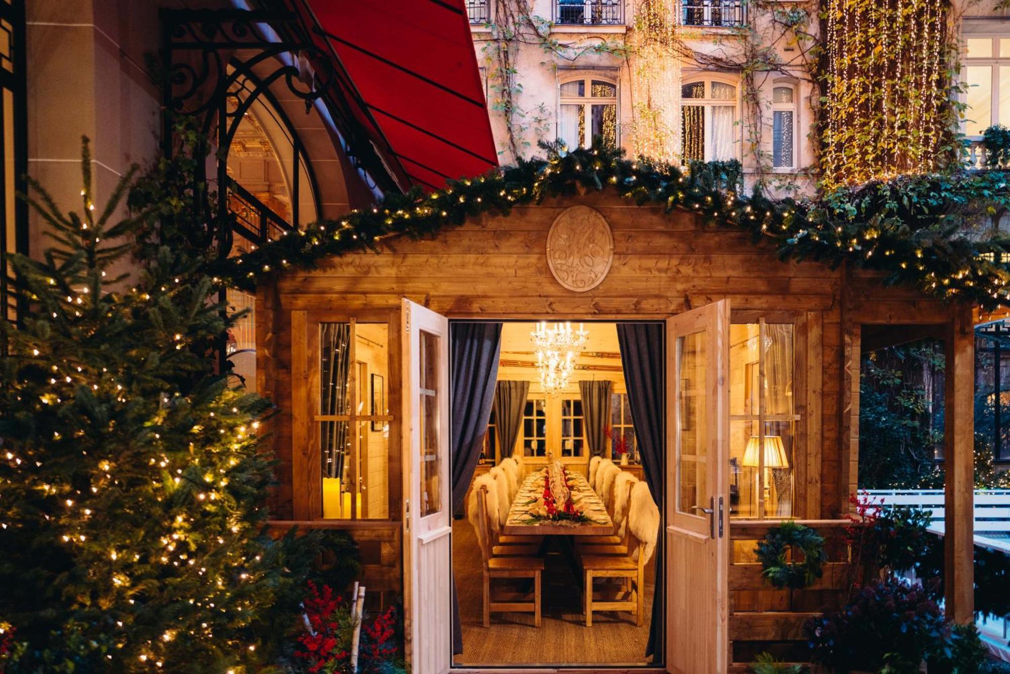 Hotel Plaza Athenee - Dorchester Collection